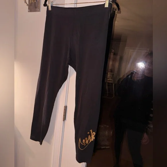 Nike leggings - Picture 2 of 4
